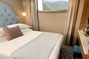 Classic Stateroom, S.S. São Gabriel, Uniworld