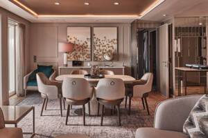 Grand Suite dining, Silver Endeavour