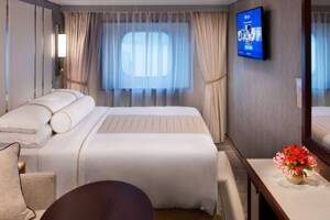 Club Oceanview Stateroom on Azamara Quest