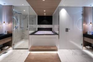 Iconic Suite Master bathroom, Celebrity Edge