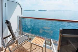 Britannia Balcony Balcony, Queen Elizabeth, Cunard