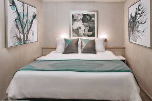 Inside stateroom, Norwegian Sky