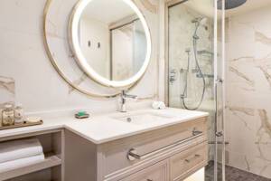 Veranda Stateroom Bathroom, Allura, Oceania Cruises