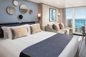 Deluxe Balcony Cabin, Arvia