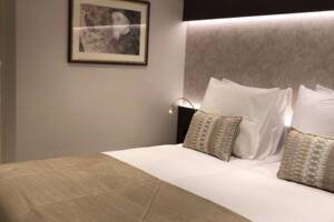 Standard Suite Bedroom (5), MS Geoffrey Chaucer, Riviera Travel