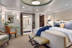 Owner's Suite Bedroom, Marina, Oceania Cruises