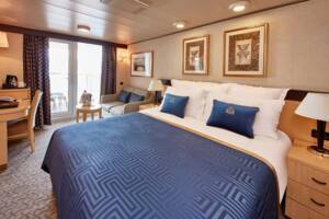 Britannia Club Balcony Floor Plan, Queen Victoria, Cunard - Image based on an A1 grade, configuration may differ