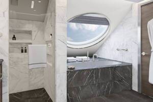 Seven Seas Suite Bathroom, Seven Seas Grandeur