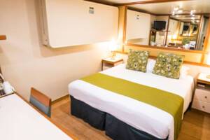 Inside Bedroom, Azura, P&O Cruises