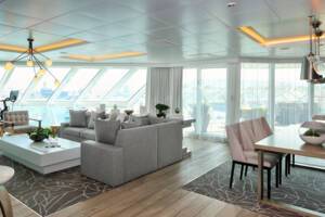 Living Space, Iconic Suite, Celebrity Apex