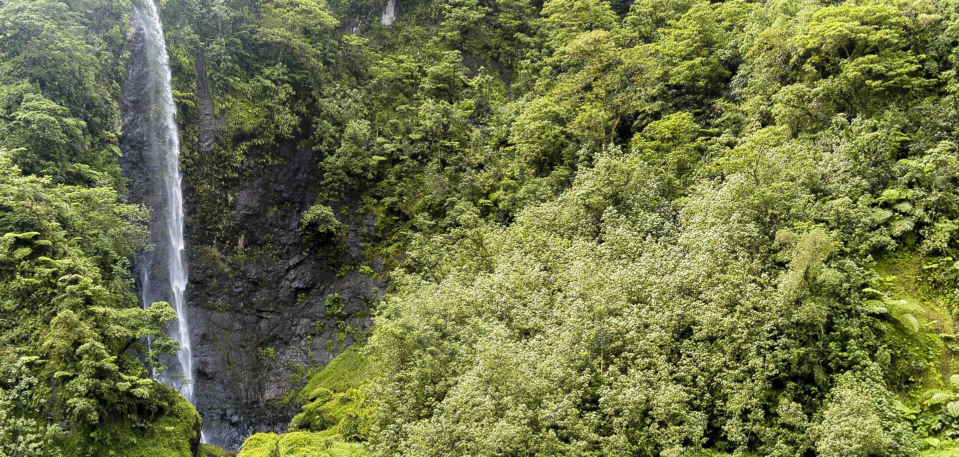 Maroto, Tahiti, French Polynesia - An impressive waterfall on our way to the 'Relais de la Maroto' located in the largest central valley of mountainous
