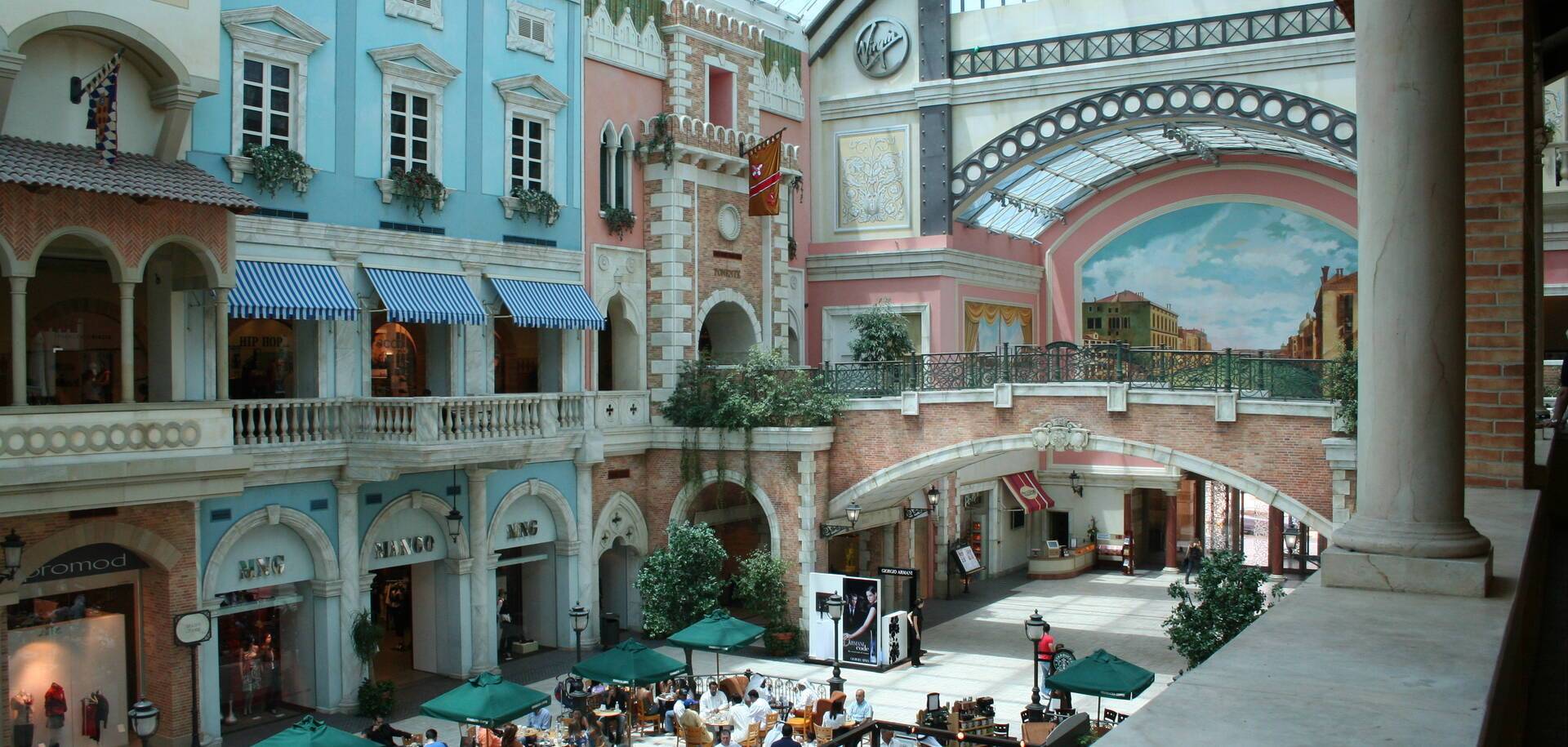 Mercato Shopping Centre, Dubai