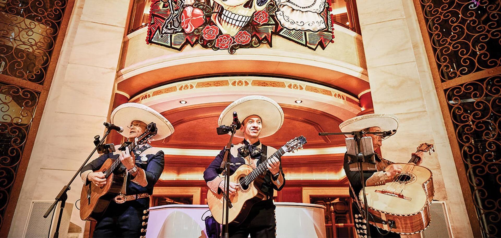 Atrium on Ruby Princess