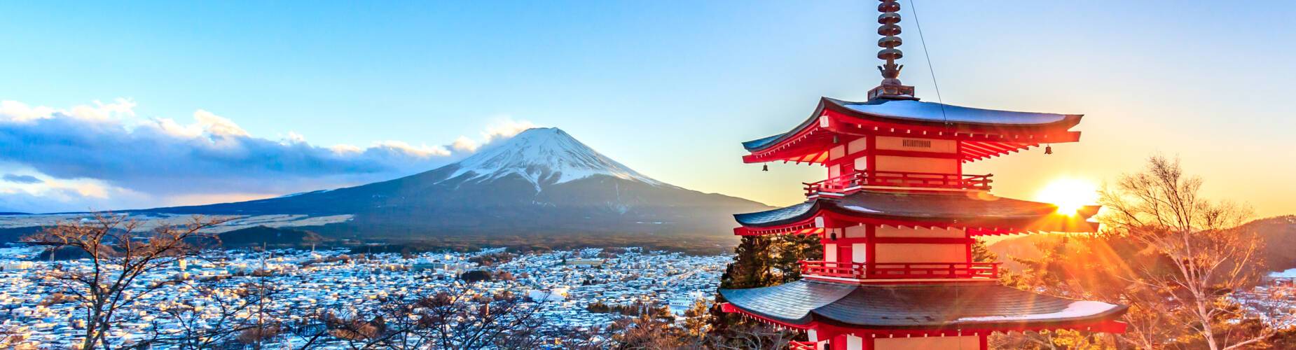 A panoramic view of Mount Fuji