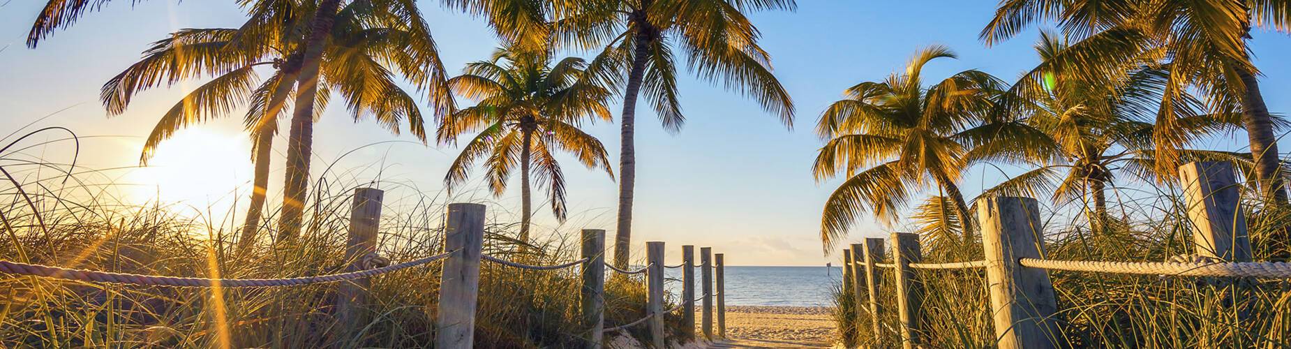 Passage to Key West beach