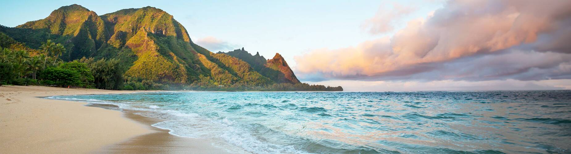 Tunnels Beach on the island of Kauai, Hawaii