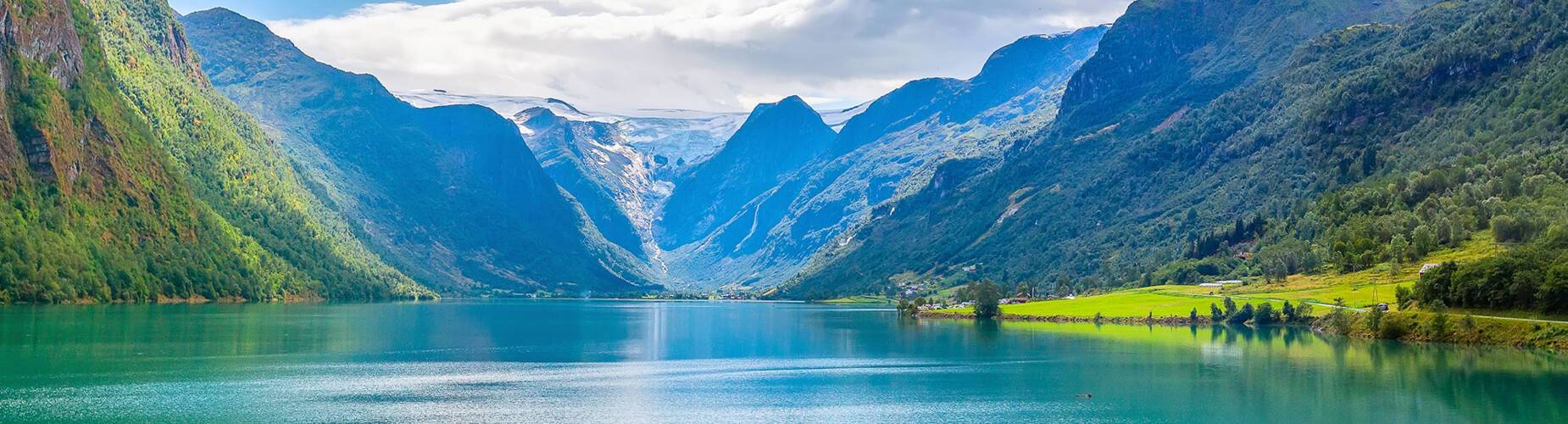 A panoramic view of Nordfjord