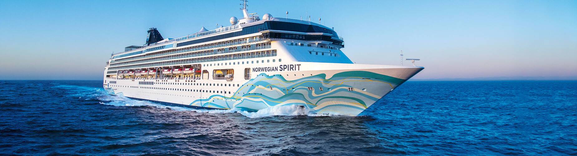 Norwegian Spirit at sea