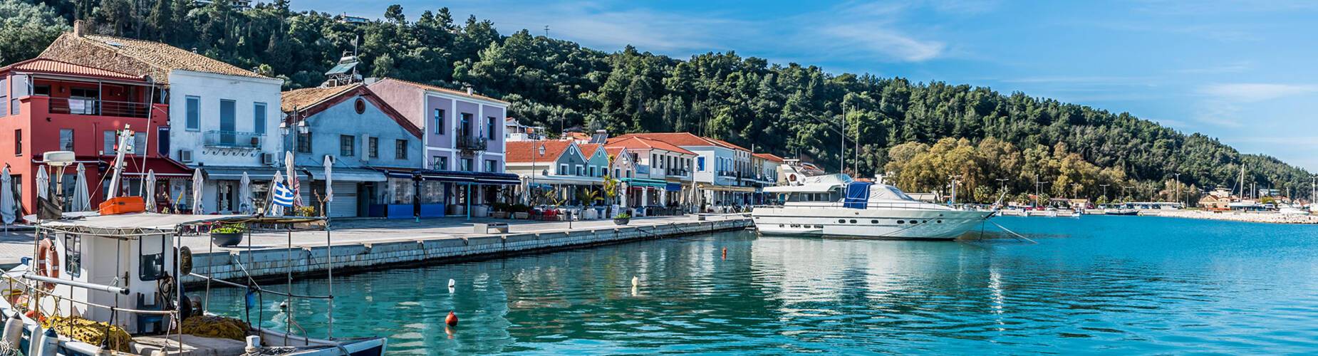 A panoramic view of Katakolon's harbour