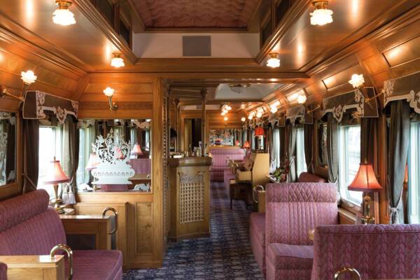 Bar Car